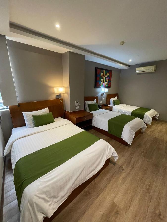 גוויאקיל Hotel Plaza Monte Carlo מראה חיצוני תמונה